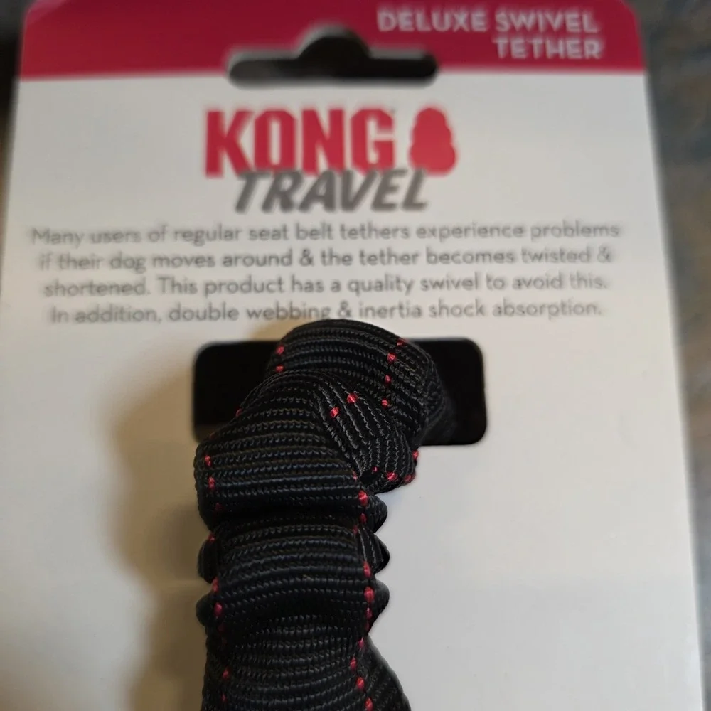 KONG Travel Deluxe Swivel Tether Seatbelts for Dogs NEW